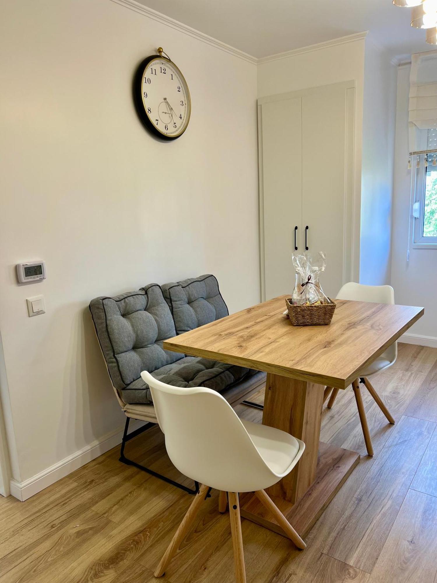 Resita Dream Apartament Екстериор снимка