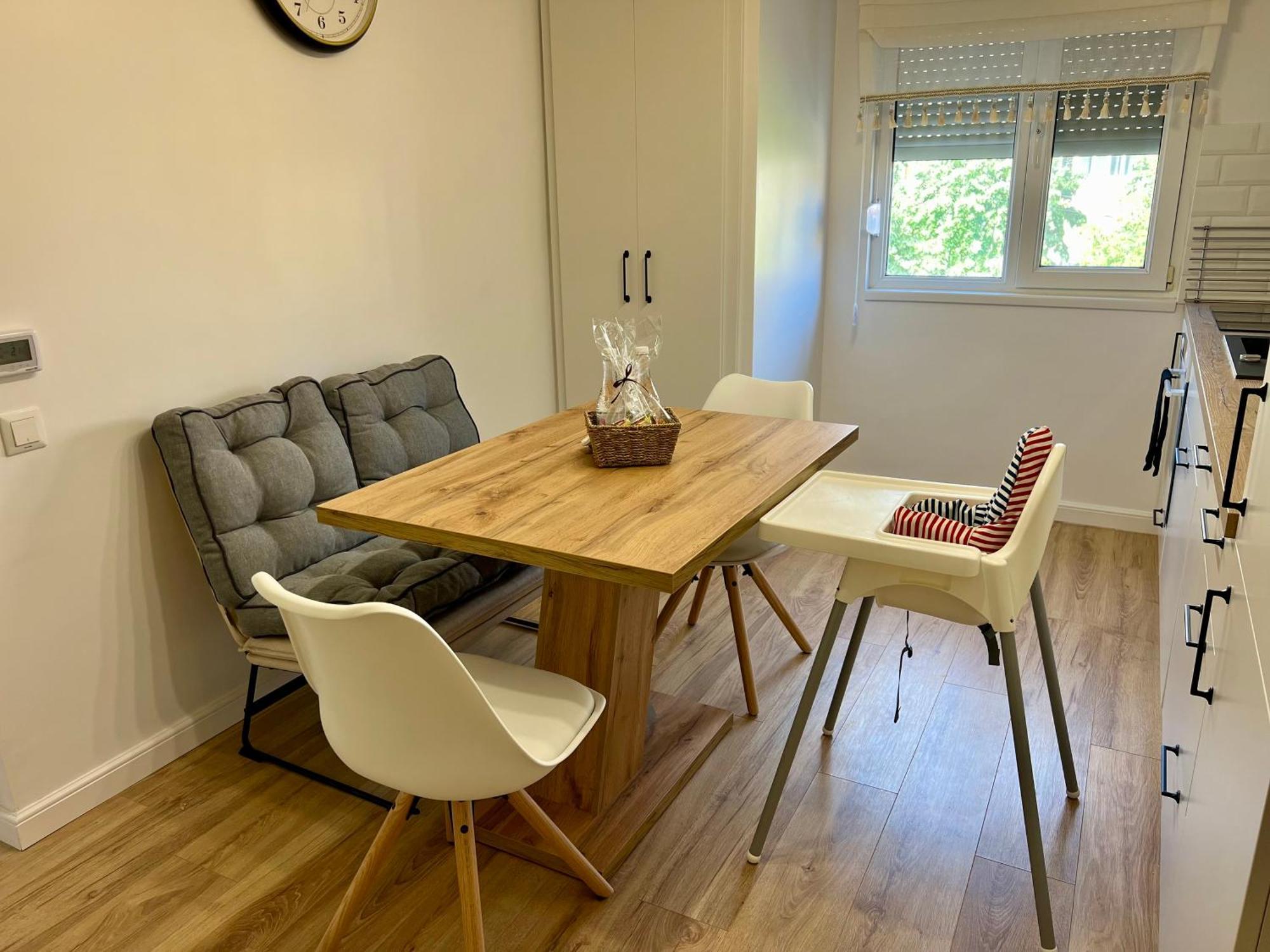 Resita Dream Apartament Екстериор снимка