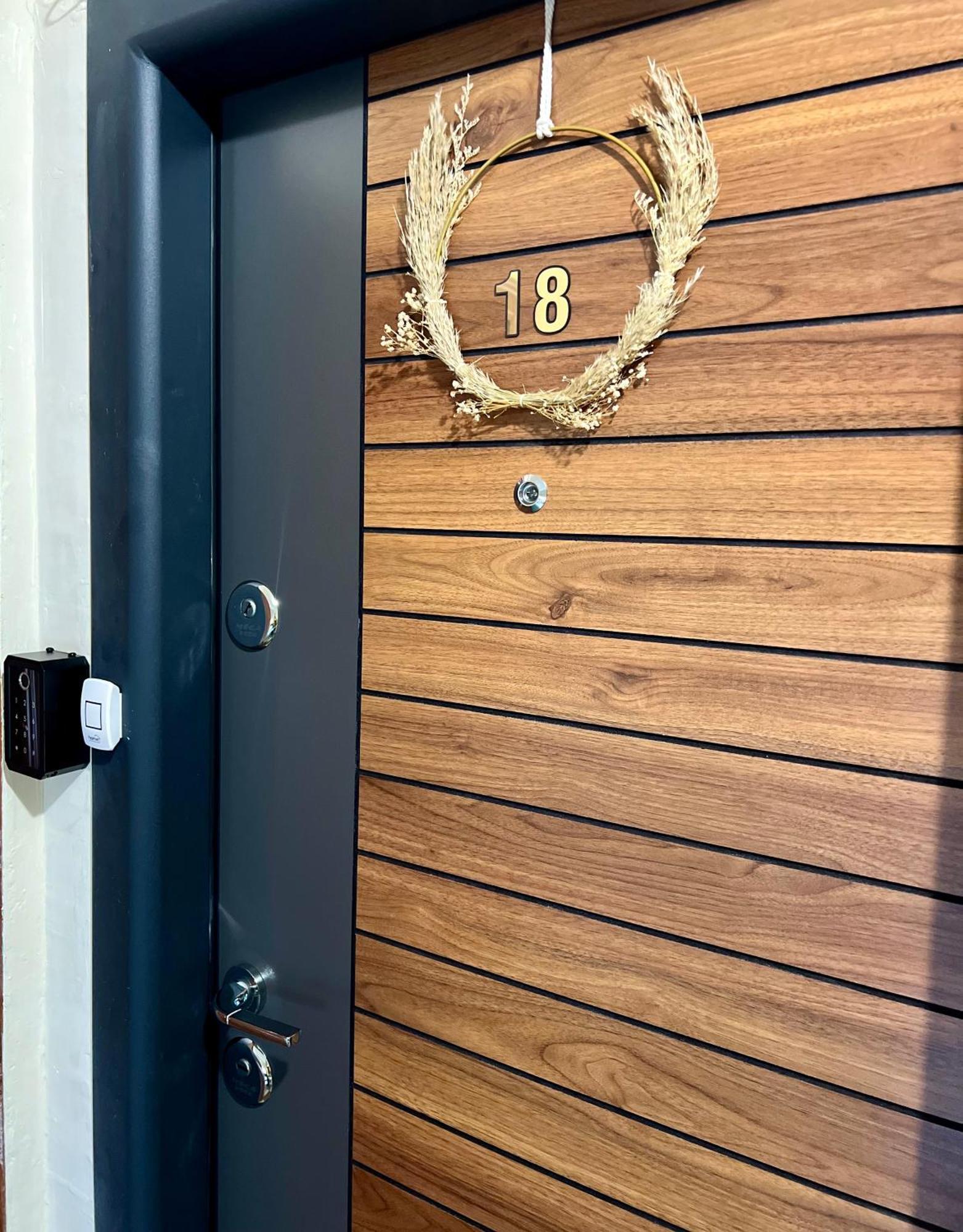 Resita Dream Apartament Екстериор снимка